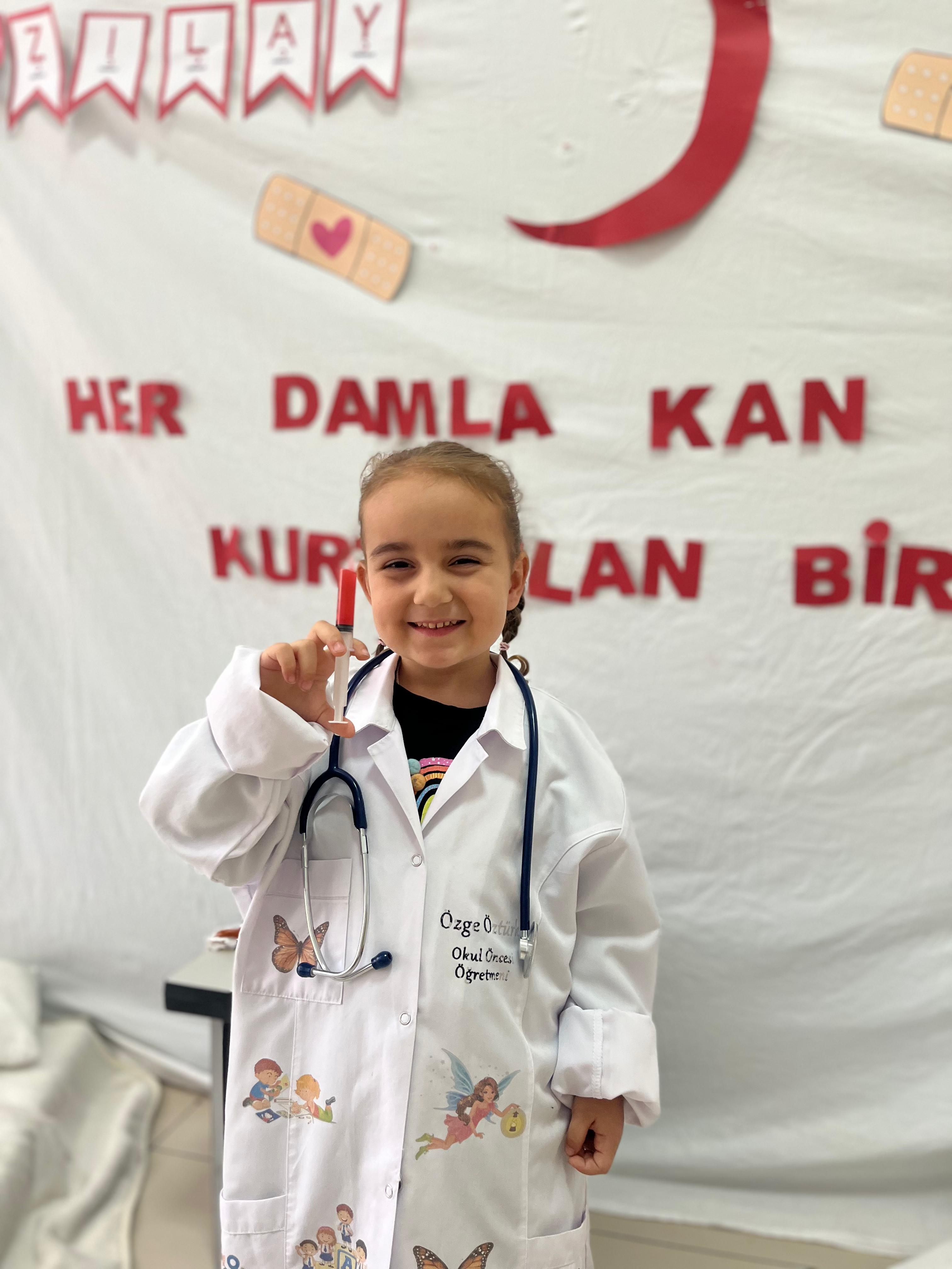 GÜZEL KARELER